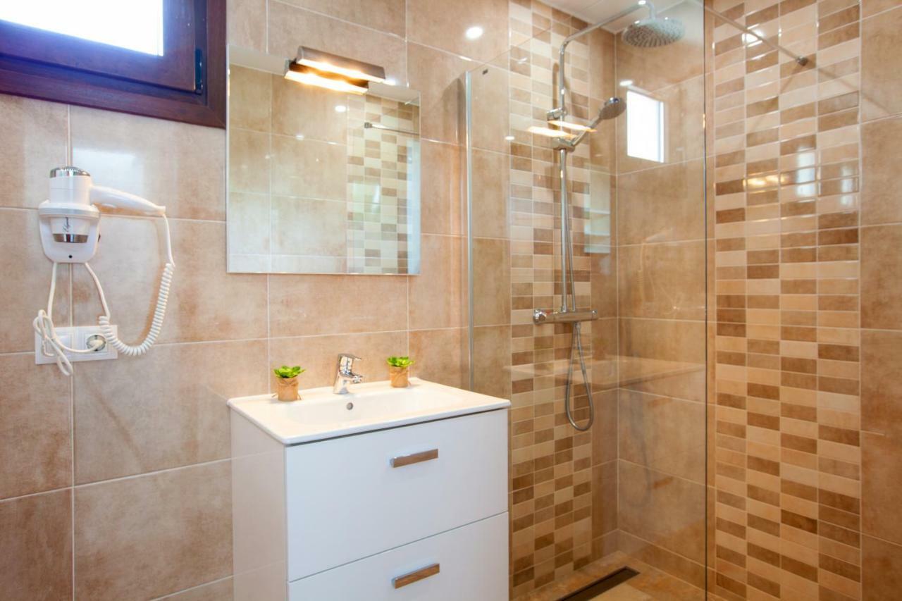 Iris Apartman Puerto Calero Kültér fotó
